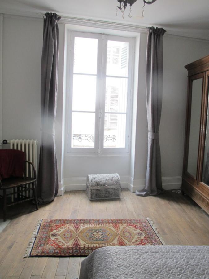 Chezlola Bed & Breakfast Civray  Eksteriør bilde